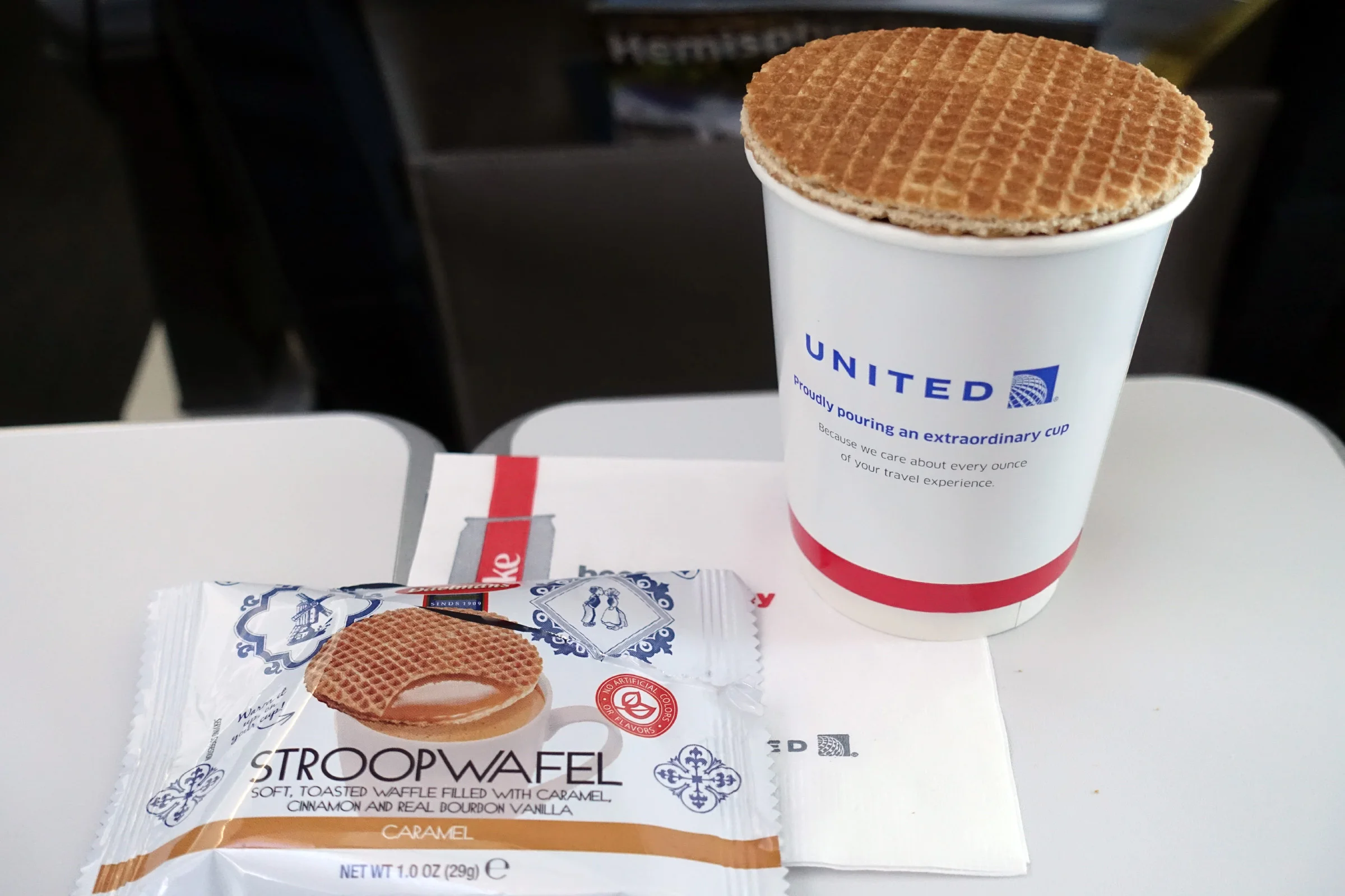 United Airlines readuce în sfârșit stroopwafel - The Points Guy